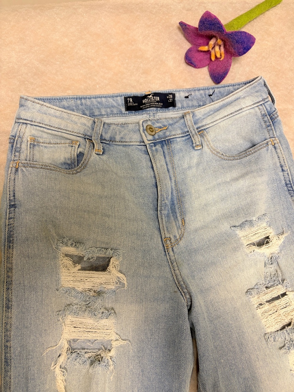 Hollister Light Wash High-Rise Distressed Jeans